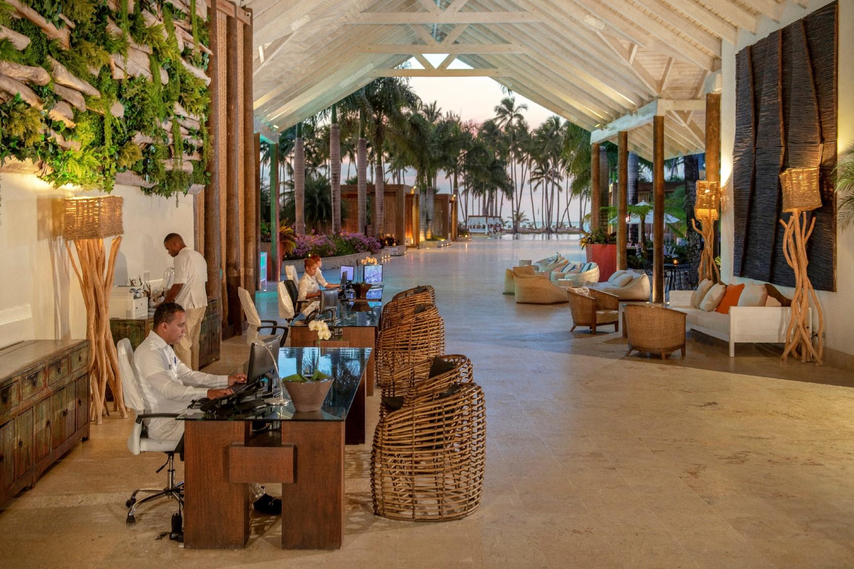 Viva V Samana By Wyndham, A Trademark Adults All Inclusive Las Terrenas Exterior foto Lobby at the Hard Rock Hotel & Casino Punta Cana