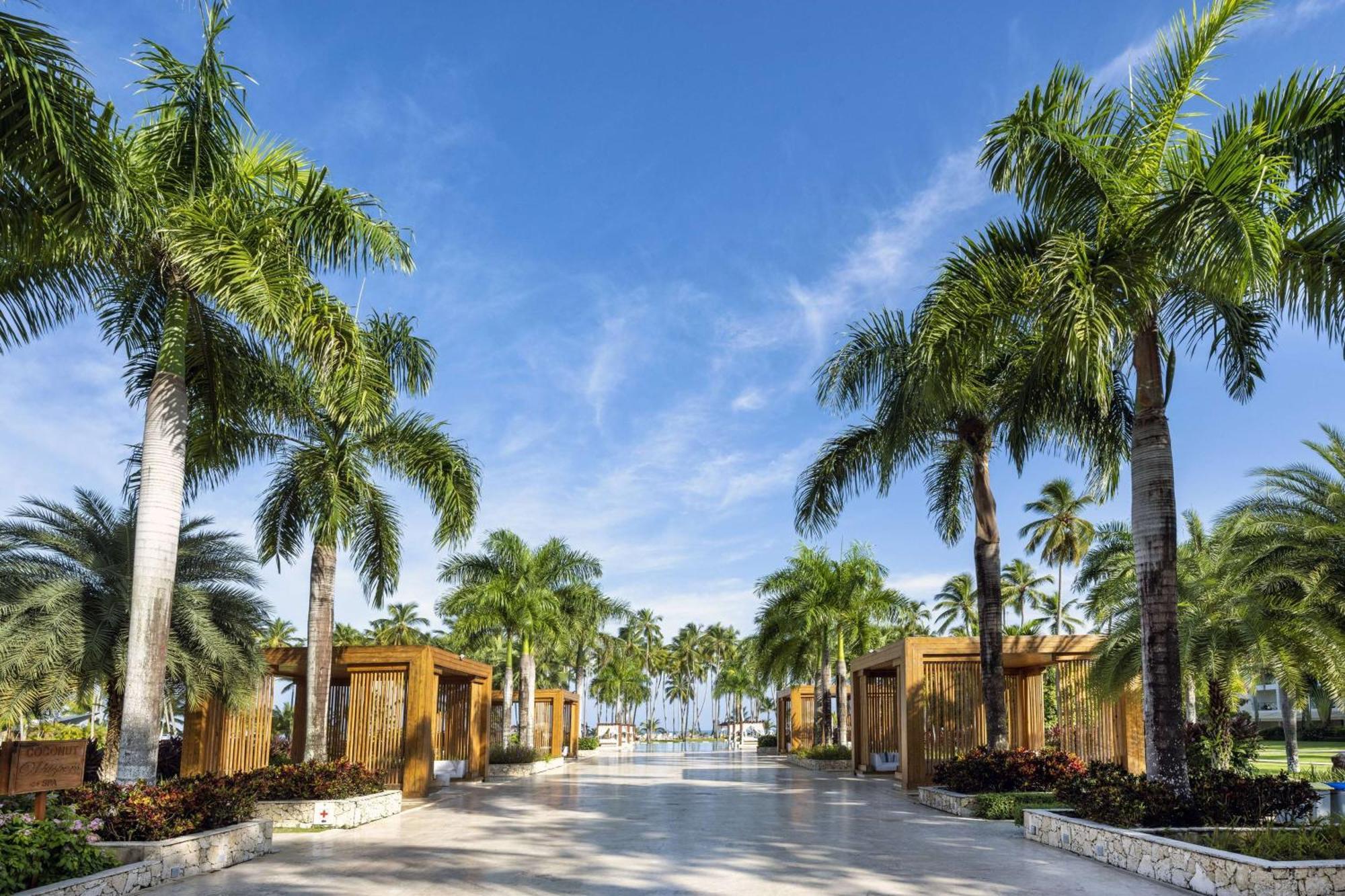 Viva V Samana By Wyndham, A Trademark Adults All Inclusive Las Terrenas Exterior foto Entrance to the resort